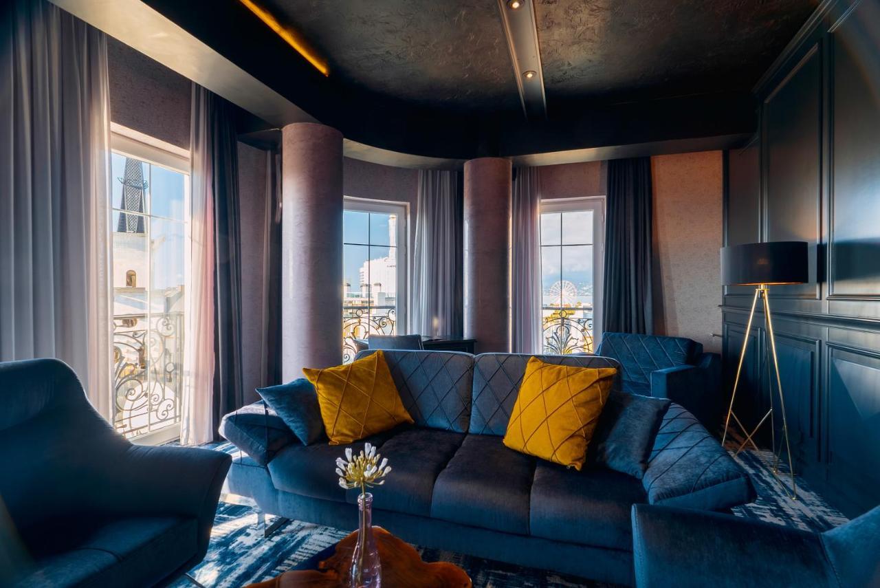 Tapis Rouge Design Boutique Hotel Batumi Exterior photo The Library at The Ivy Collection