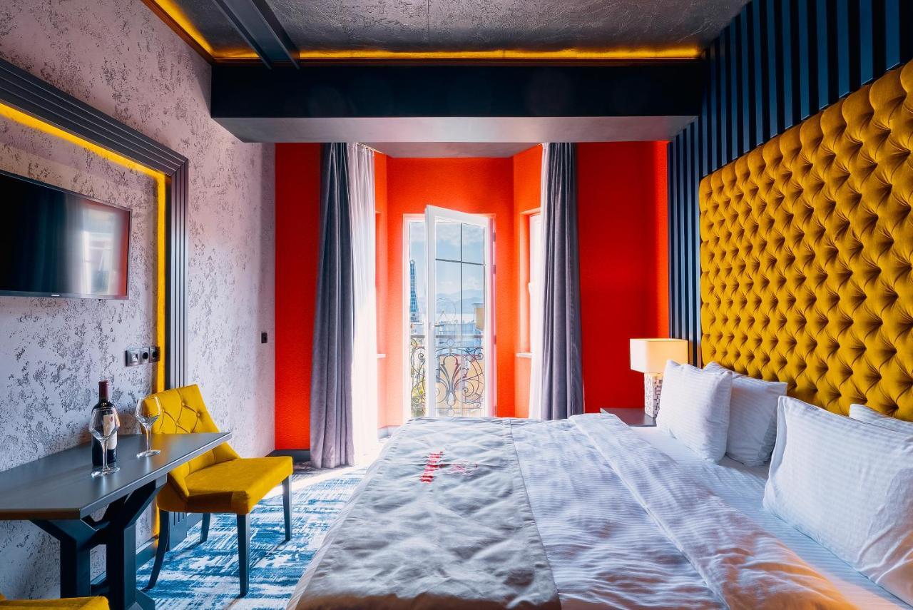 Tapis Rouge Design Boutique Hotel Batumi Exterior photo Deluxe room