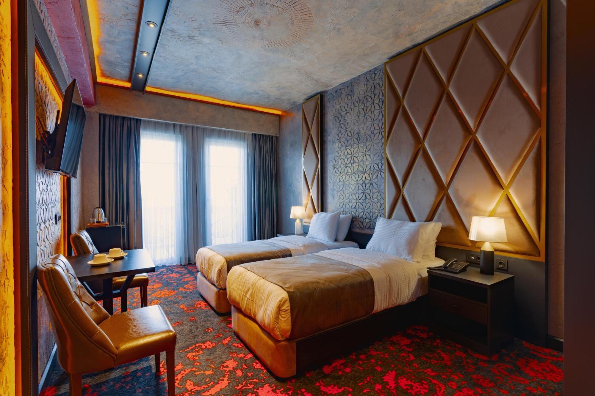 Tapis Rouge Design Boutique Hotel Batumi Exterior photo Deluxe Room
