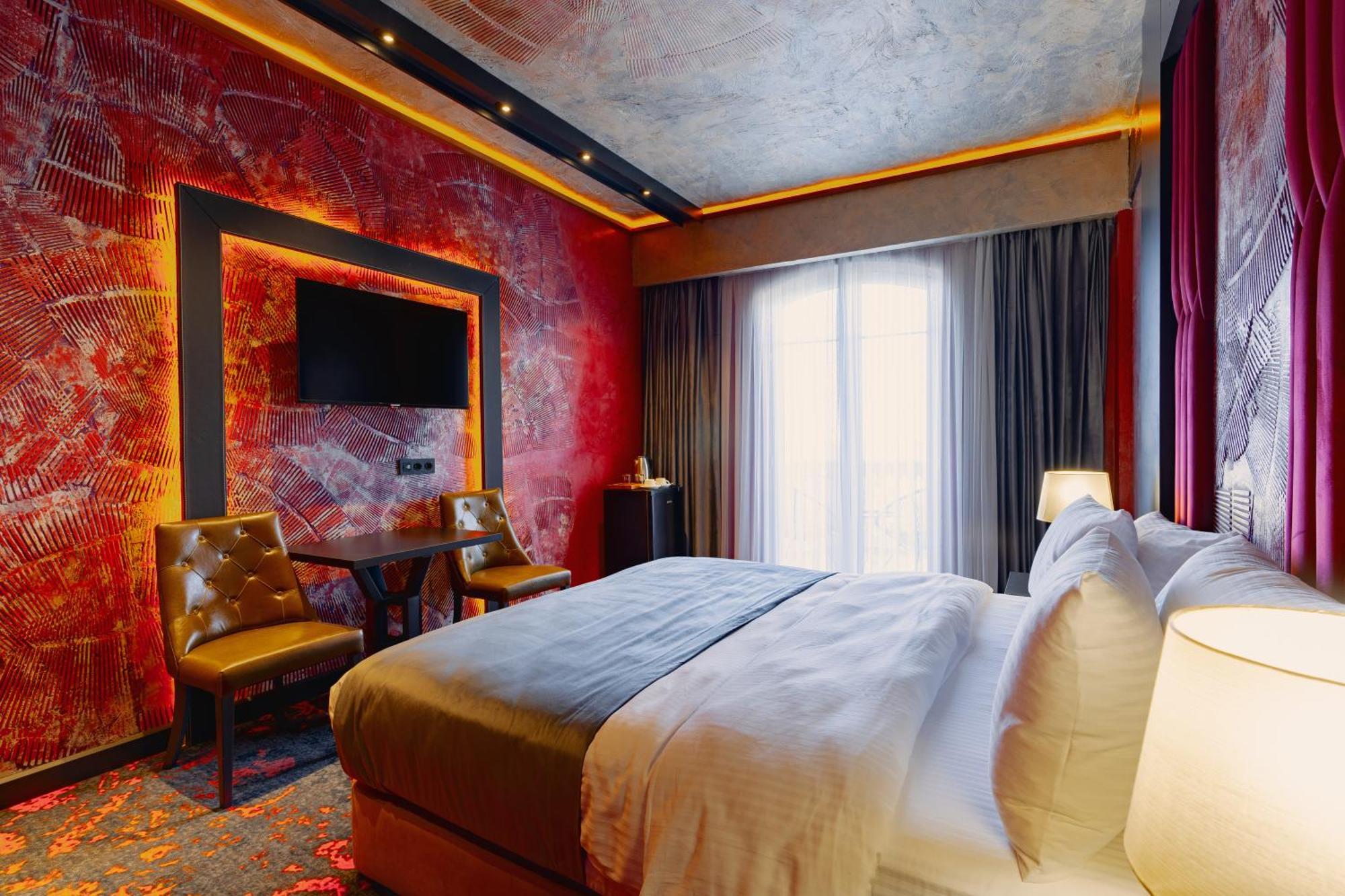 Tapis Rouge Design Boutique Hotel Batumi Exterior photo Deluxe room