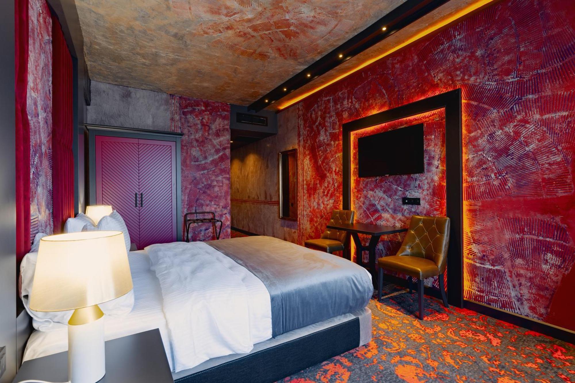 Tapis Rouge Design Boutique Hotel Batumi Exterior photo A room at the hotel